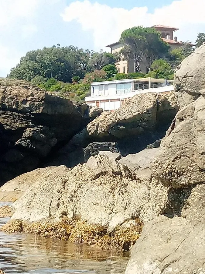 Hotel La Scogliera Cavi di Lavagna