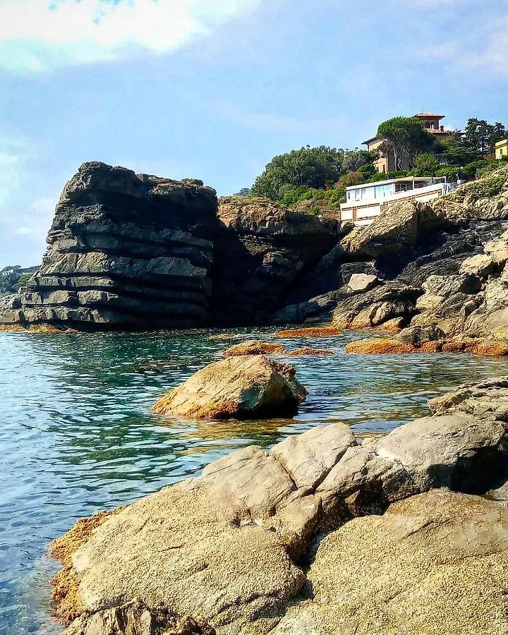 Hotel La Scogliera Cavi di Lavagna