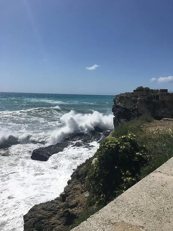 **  Hotel La Scogliera Cavi di Lavagna Italië